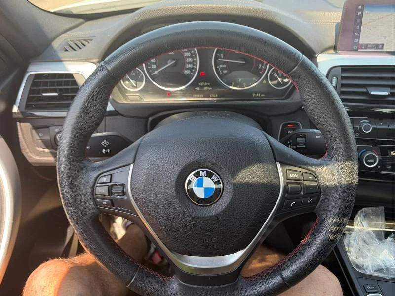 BMW 330 * xDrive * 2 КЛЮЧА * ЛИЦЕНЗИРАН ДИЛЪР * CARFAX, снимка 9 - Автомобили и джипове - 55602474