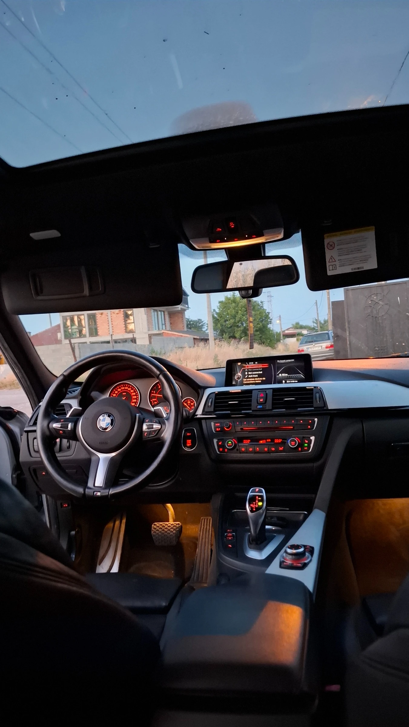 BMW 330 xd  M-Performance - изображение 9