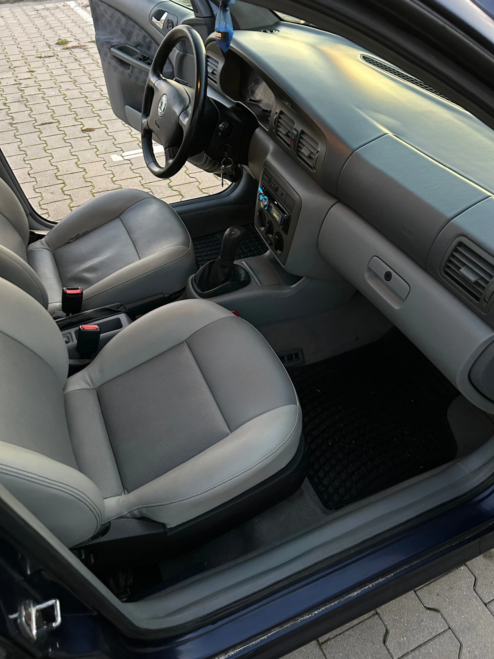 Skoda Octavia 1.9tdi 90�.� | Mobile.bg � ����������� 12