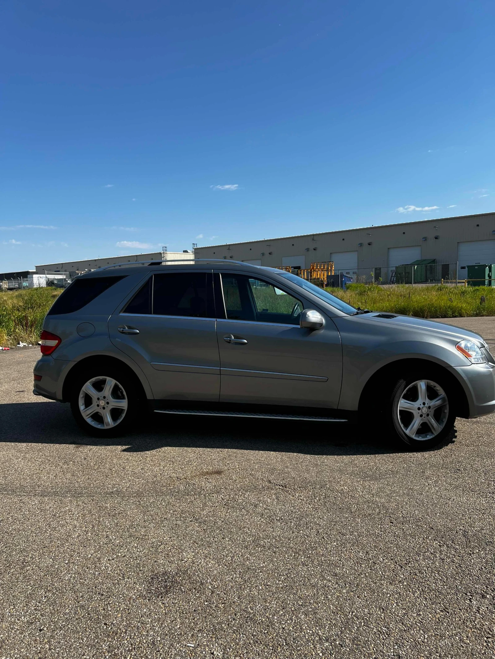 Mercedes-Benz ML 550 4MATIC - изображение 5