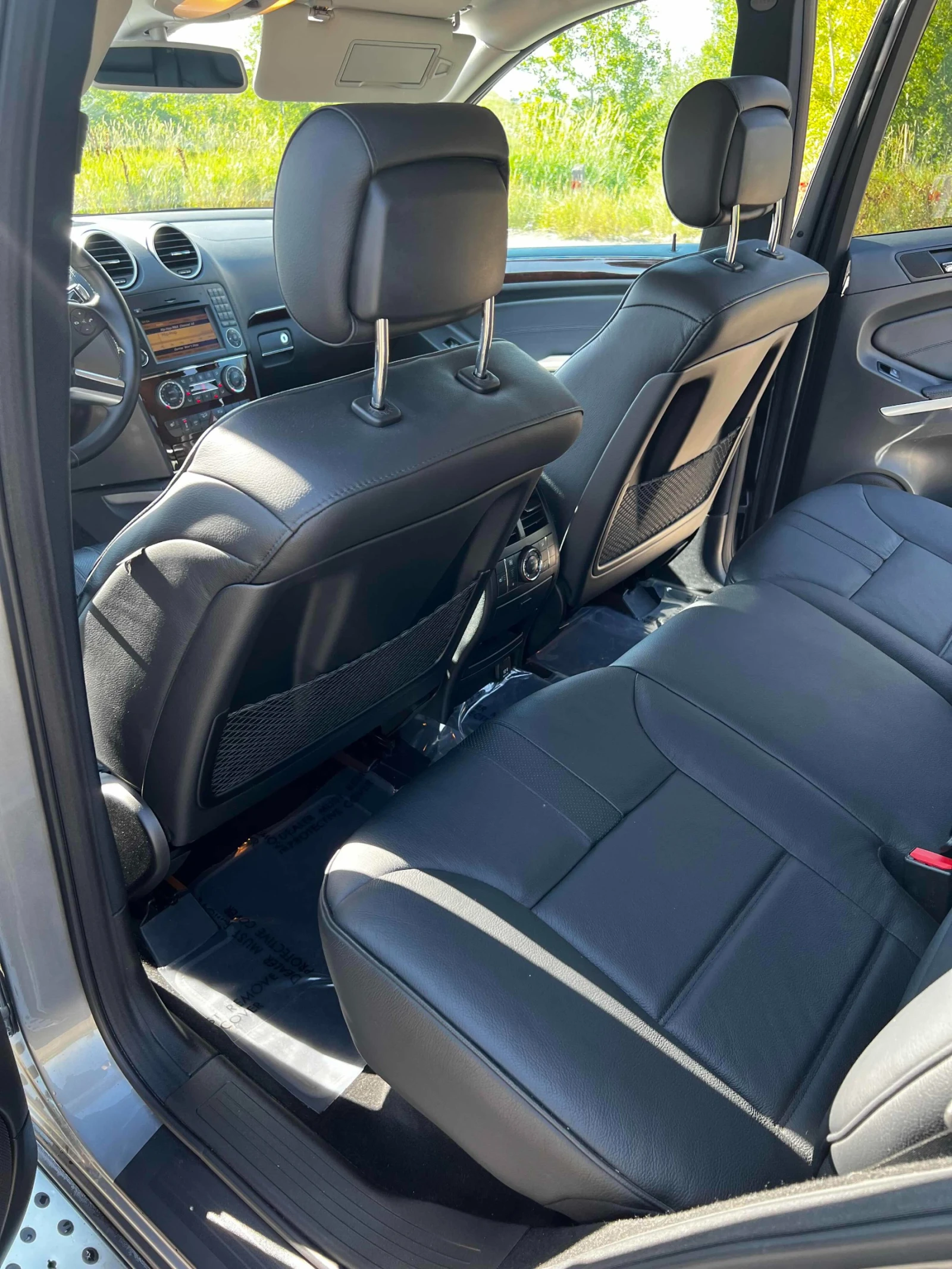 Mercedes-Benz ML 550 4MATIC - изображение 10