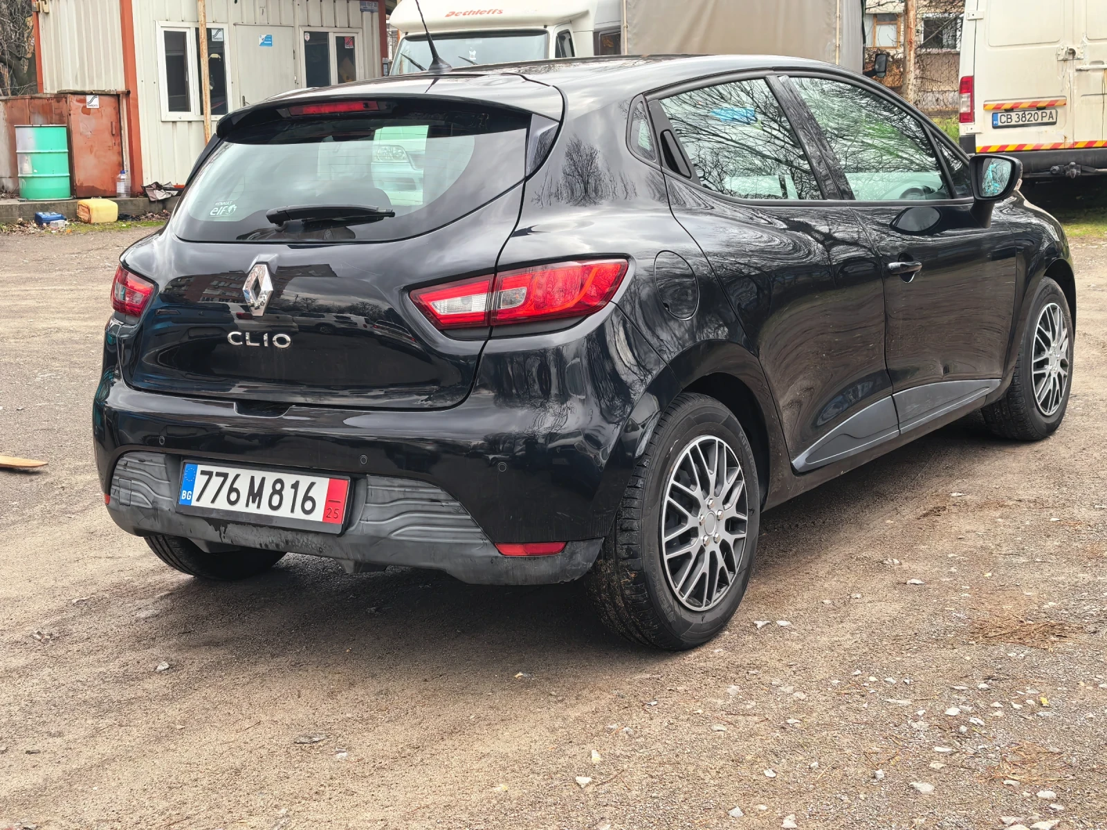 Renault Clio 1.2i Euro 6, снимка 3 - Автомобили и джипове - 53838353