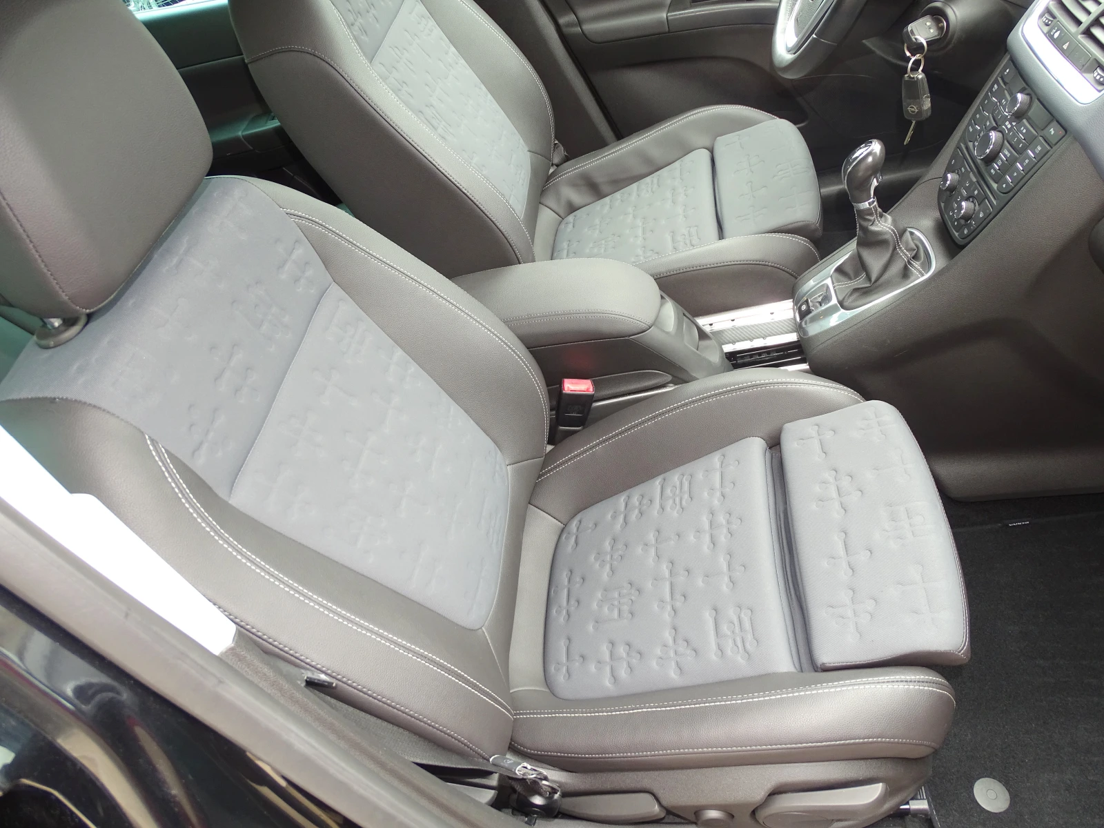 Opel Meriva 1.4i_COSMO_БЕЛГИЯ_* , снимка 13 - Автомобили и джипове - 54164899