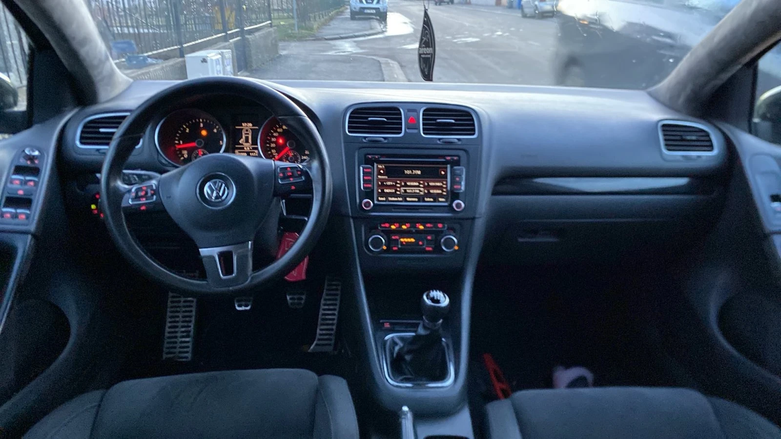 VW Golf 2.0, снимка 15 - Автомобили и джипове - 54181477
