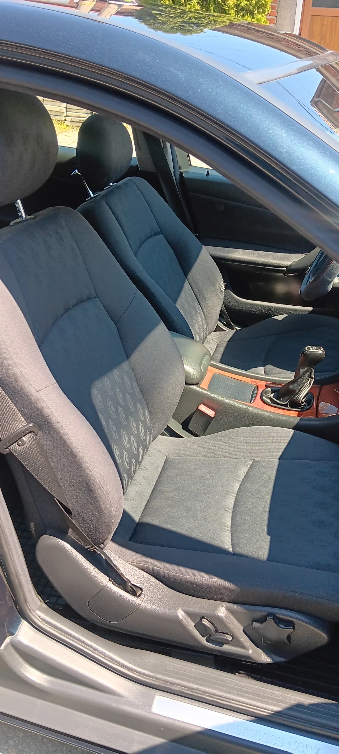 Mercedes-Benz C 200, снимка 7 - Автомобили и джипове - 54255325