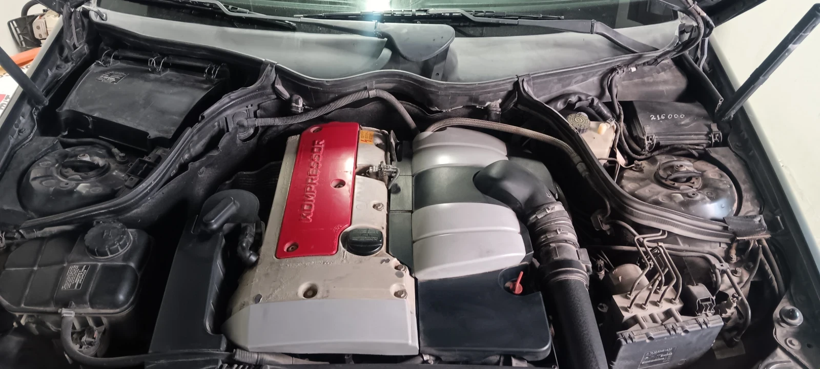 Mercedes-Benz C 200, снимка 10 - Автомобили и джипове - 54255325