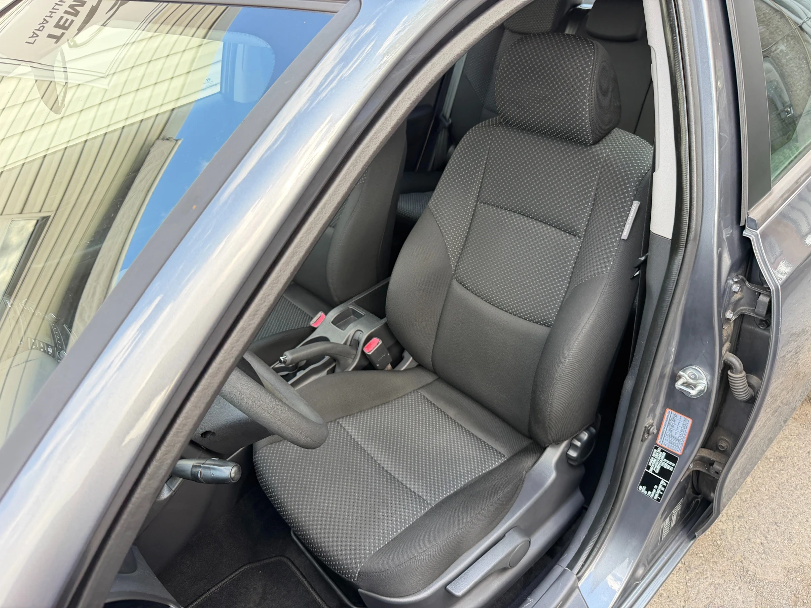 Hyundai I30 1.4i* 110к.с* С ПЪЛНА СЕРВИЗНА ИСТОРИЯ В Hyundai, снимка 9 - Автомобили и джипове - 54428346
