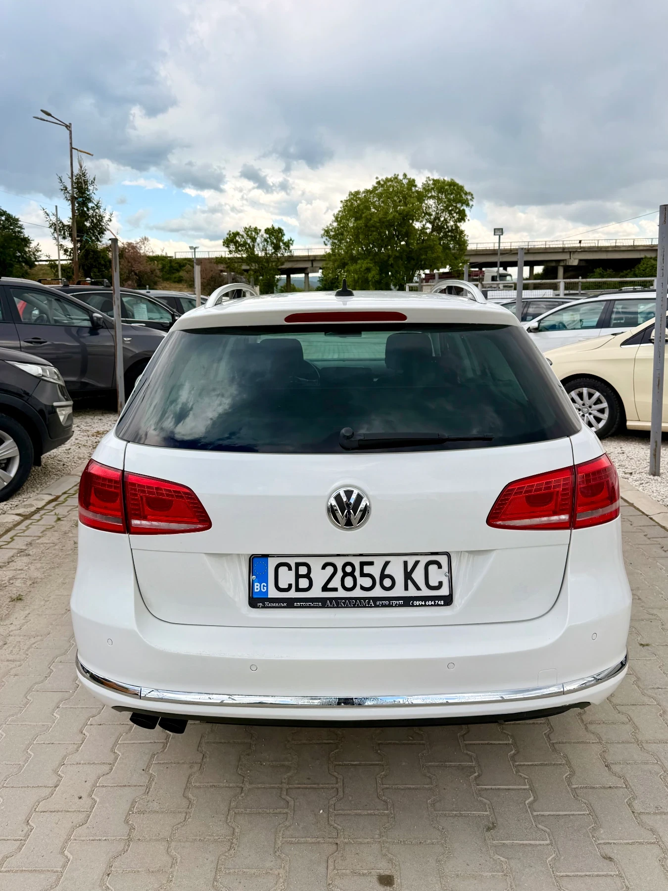 VW Passat 2.0* DSG* Топ състояние* Реален* Бартер* Нави* , снимка 11 - Автомобили и джипове - 54595278