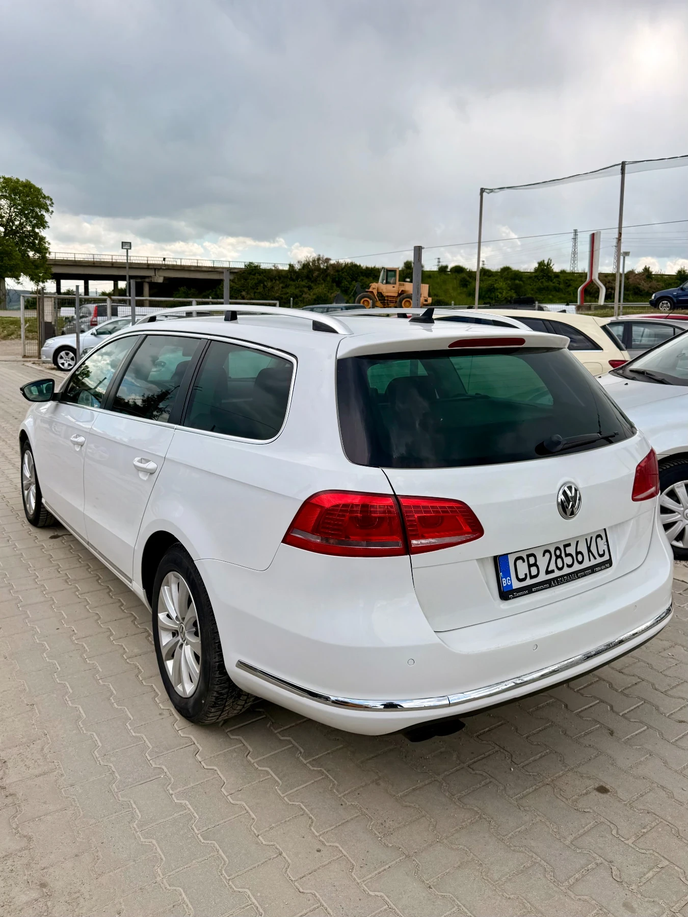 VW Passat 2.0* DSG* Топ състояние* Реален* Бартер* Нави* , снимка 12 - Автомобили и джипове - 54595278