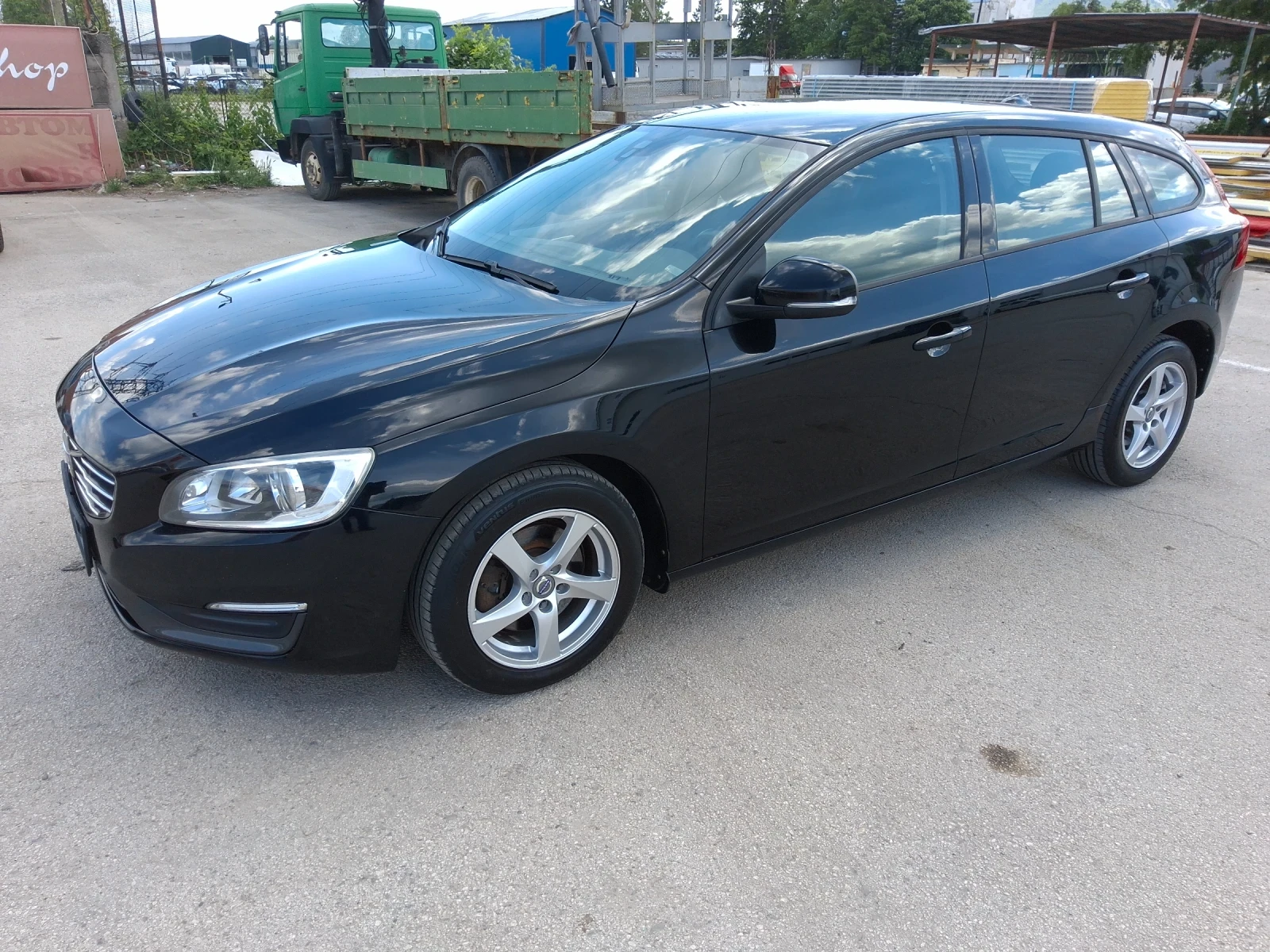 Volvo V60 2.0D 136PS D3