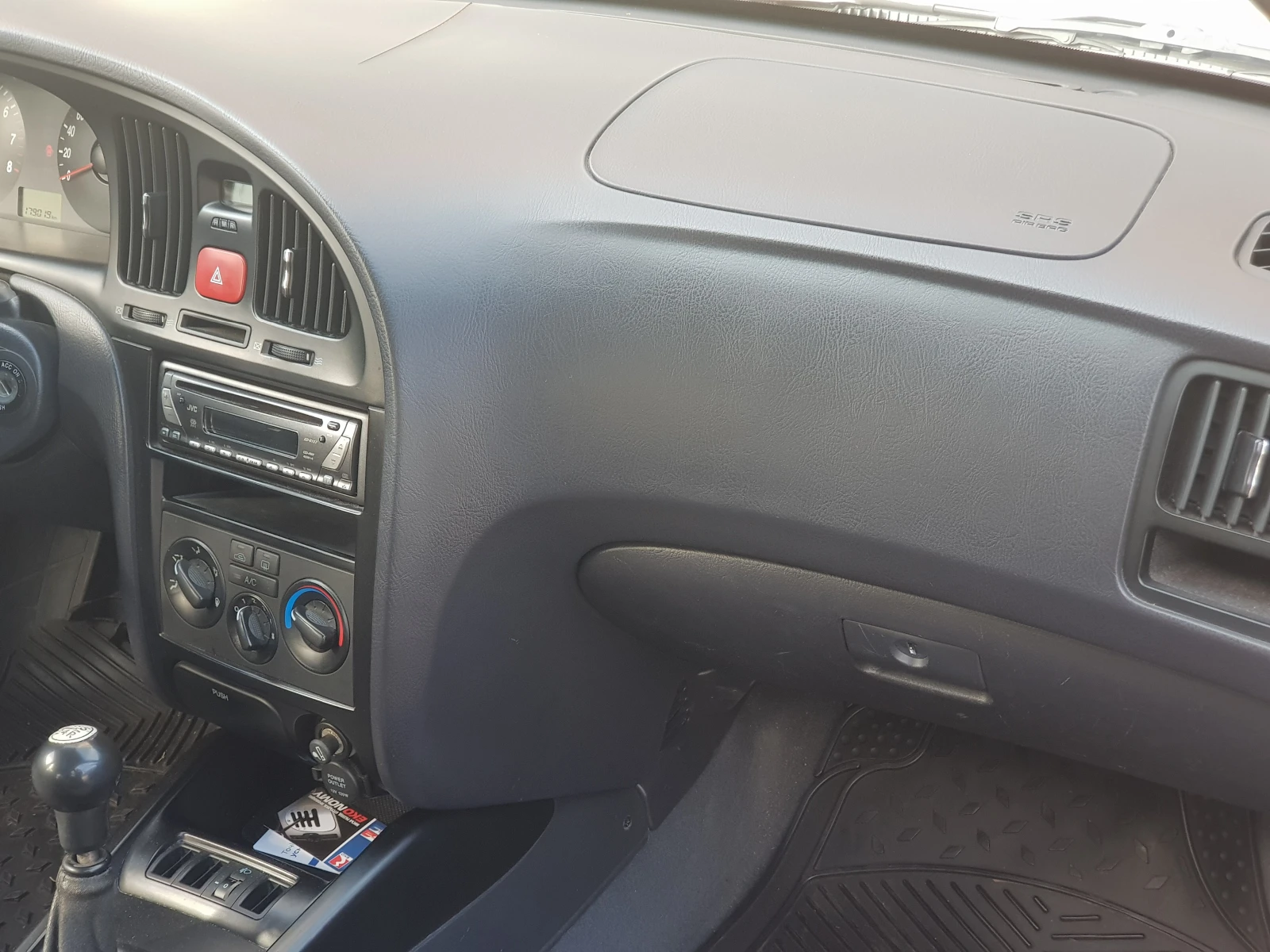 Hyundai Elantra 1.6GL New Face, снимка 12 - Автомобили и джипове - 54693245
