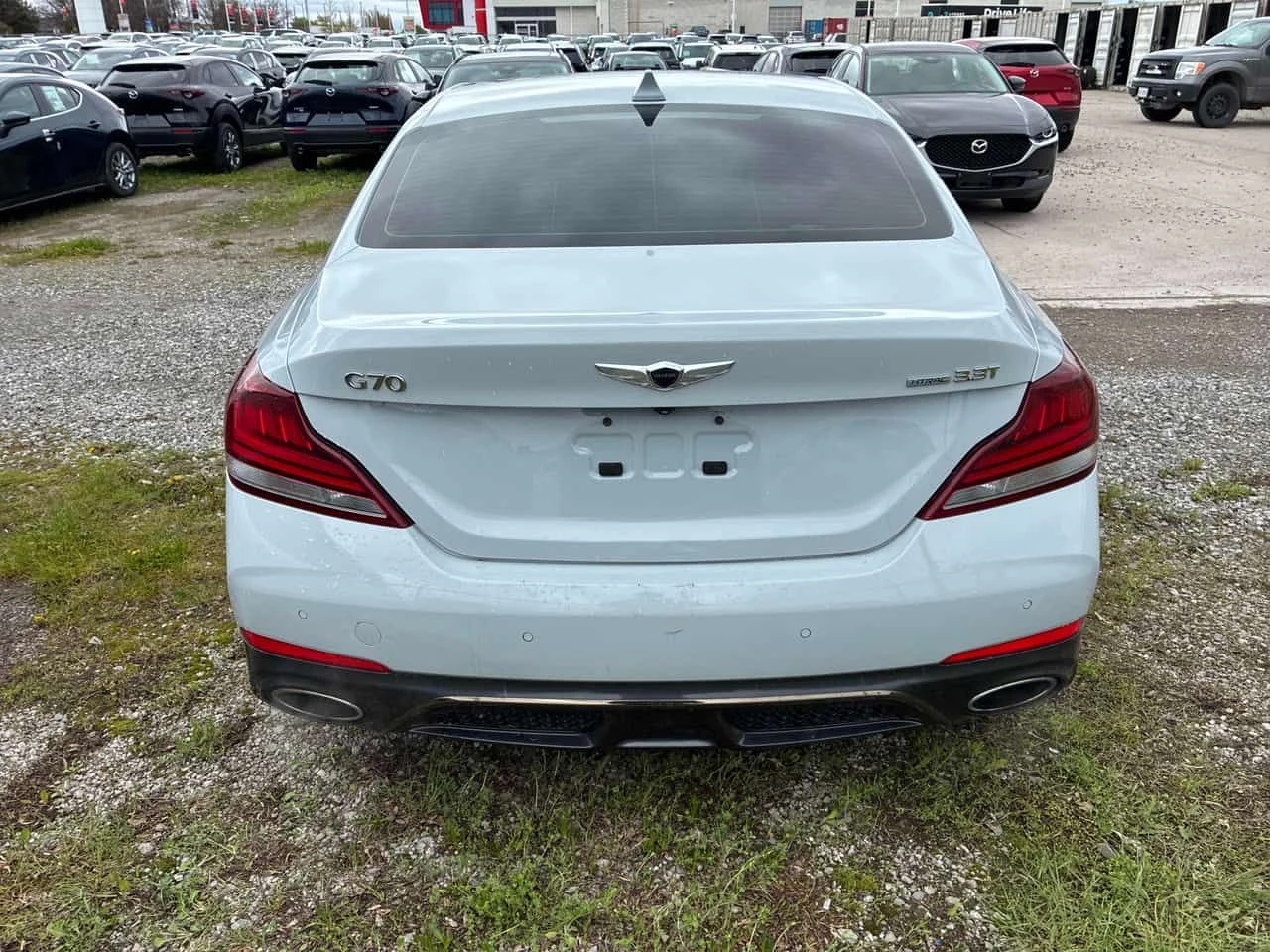 Genesis G70 * 3.3T Sport * CARFAX * ��� ������������ ������ | Mobile.bg � ����������� 4