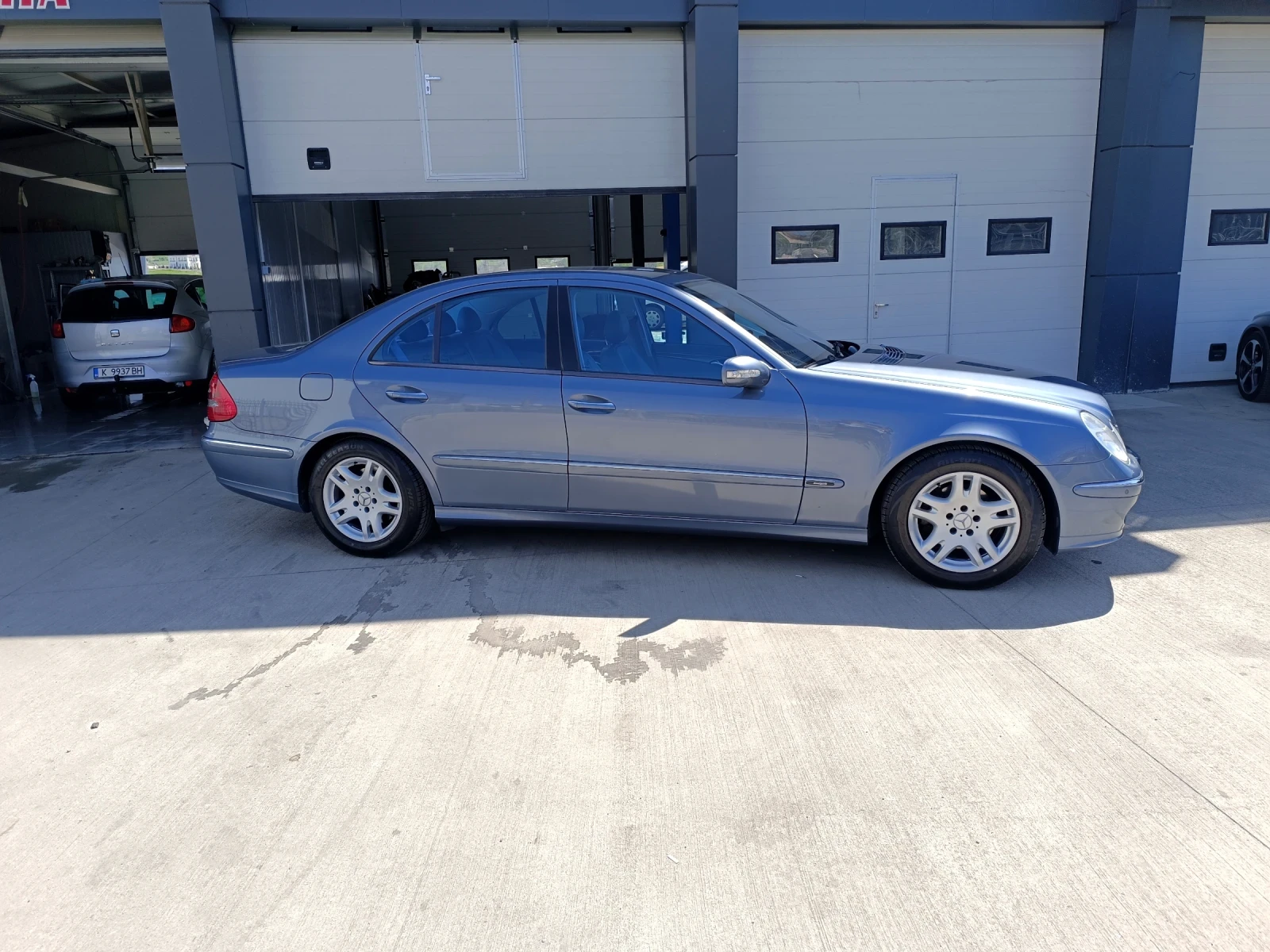 Mercedes-Benz E 320 CDI, снимка 2 - Автомобили и джипове - 55058062