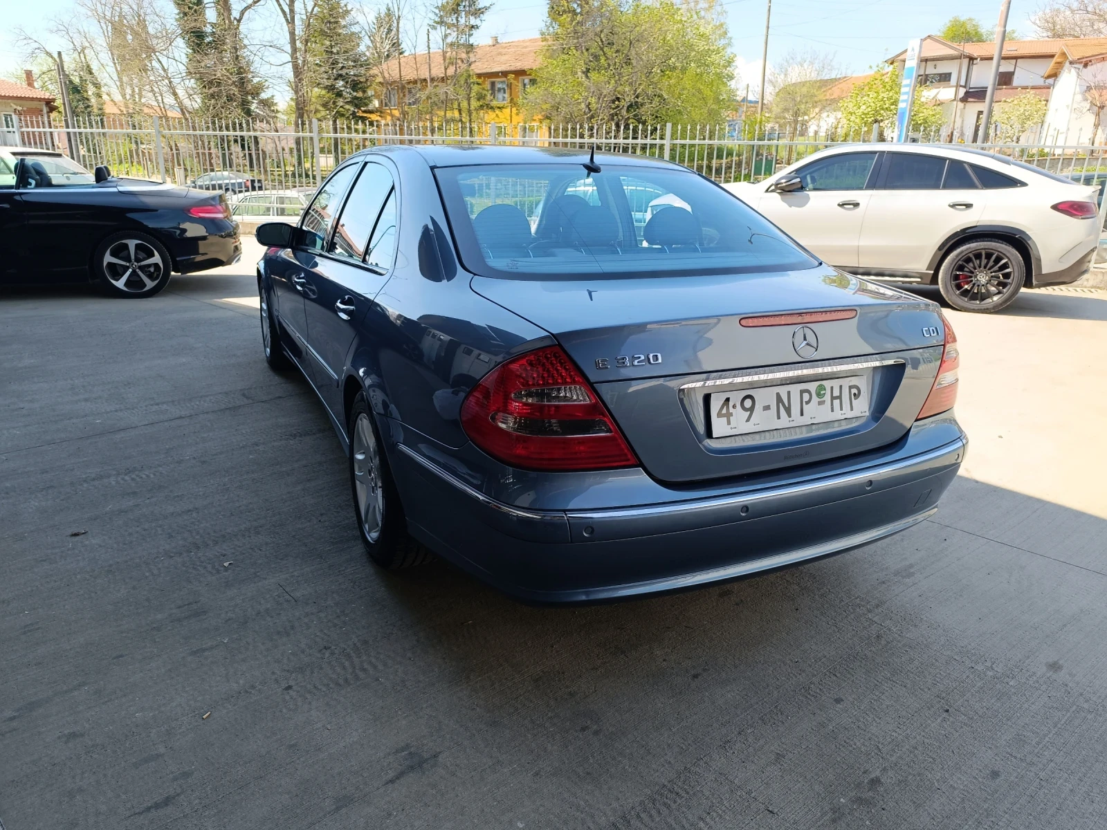 Mercedes-Benz E 320 CDI, снимка 4 - Автомобили и джипове - 55058062