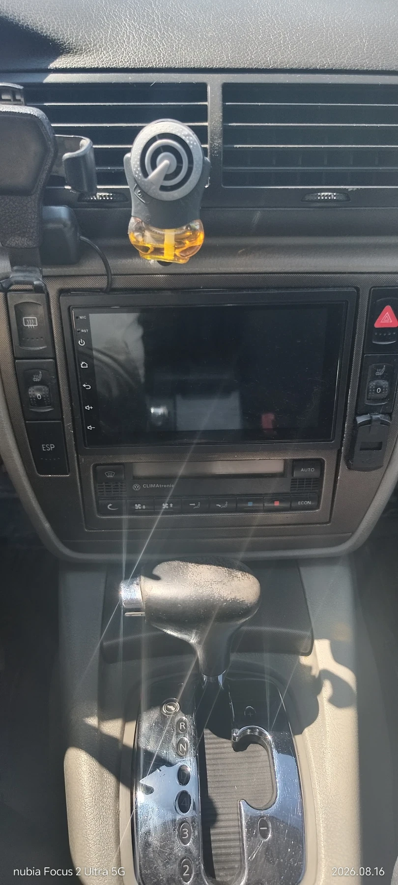 VW Passat, снимка 8 - Автомобили и джипове - 55594315