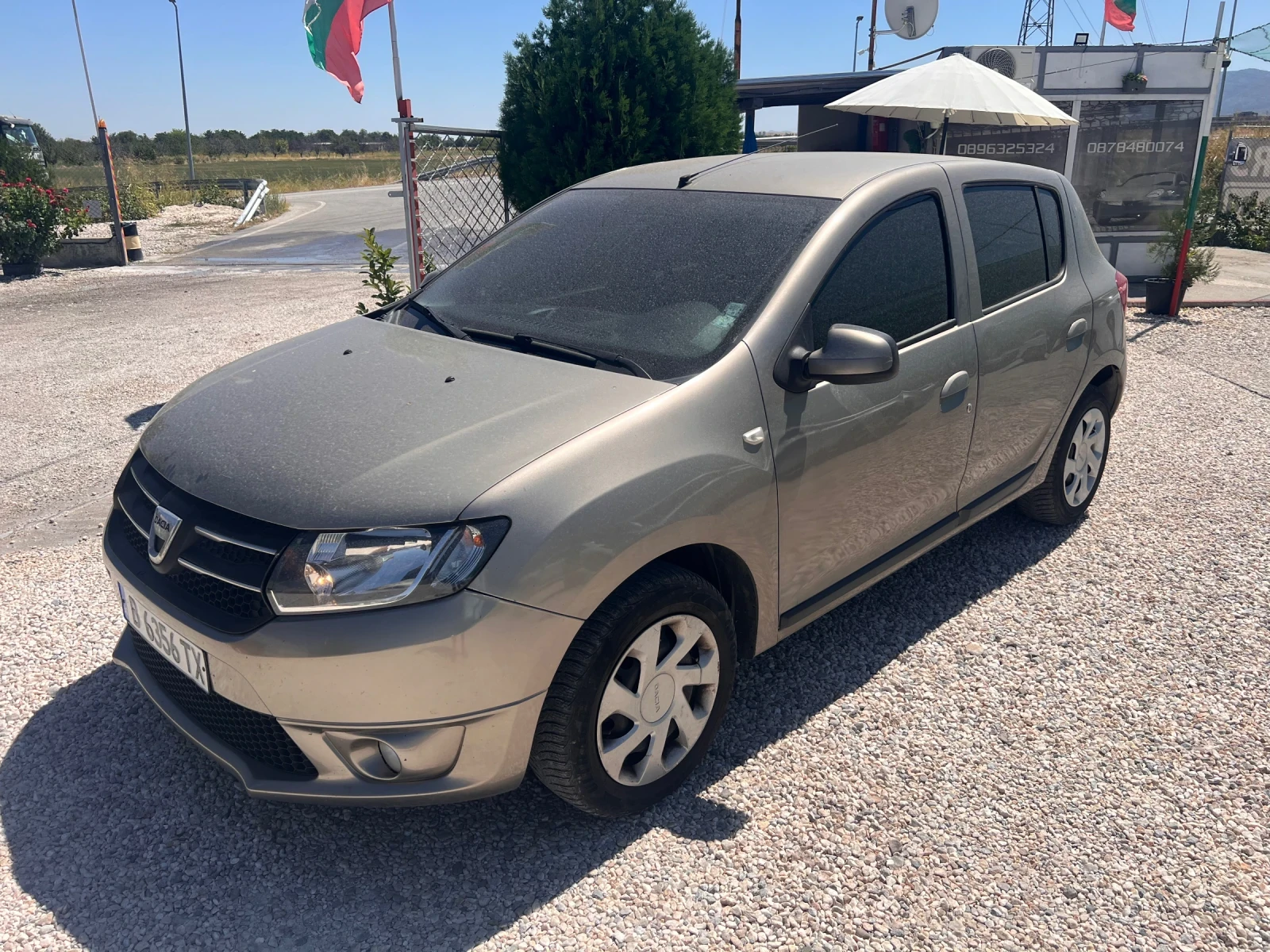 Dacia Sandero 1.5D 90кс, снимка 3 - Автомобили и джипове - 55689501