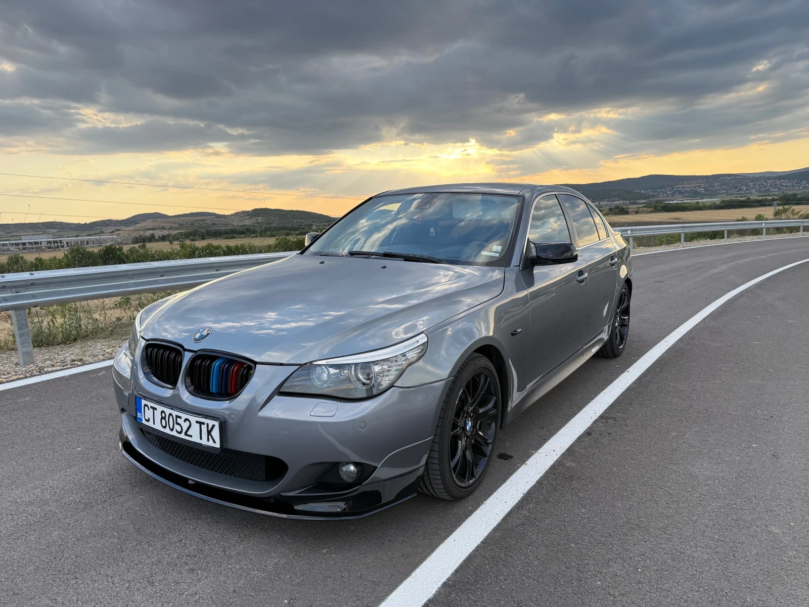 BMW 530, снимка 3 - Автомобили и джипове - 55725456