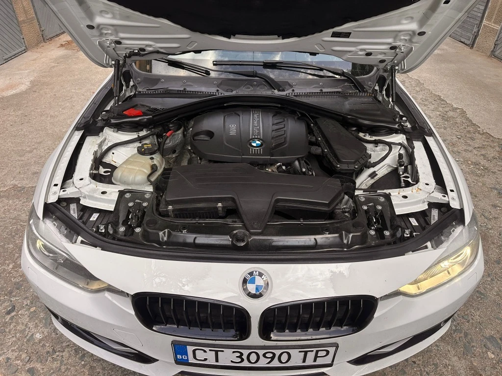 BMW 318 Sport Line 8ZF, снимка 9 - Автомобили и джипове - 55953785
