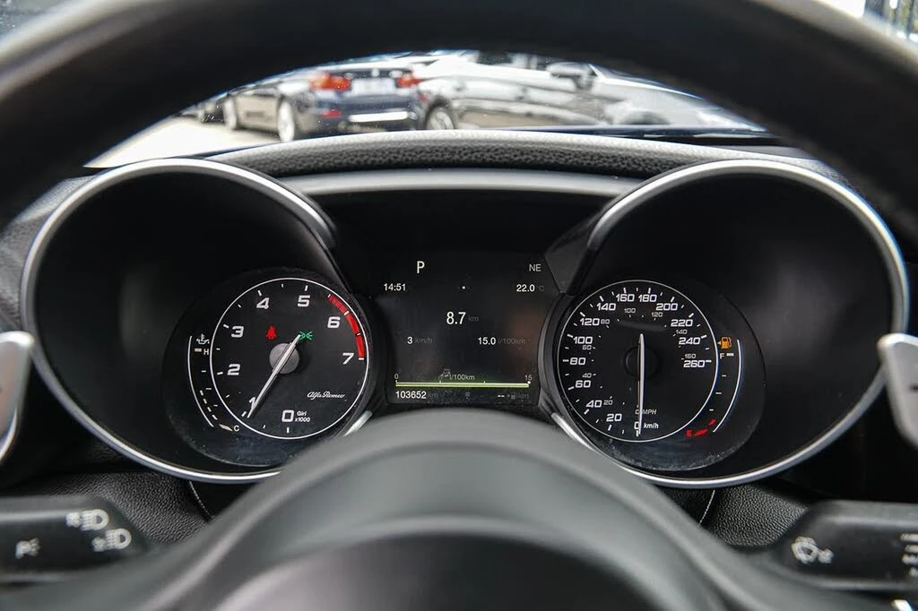 Alfa Romeo Giulia КРАЙНА ЦЕНА, снимка 10 - Автомобили и джипове - 56046553