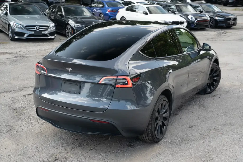 Tesla Model Y LRange| ACCEL BOOST| AWD | ACC| BSM+ NO ACCIDENT, снимка 3 - Автомобили и джипове - 56061723