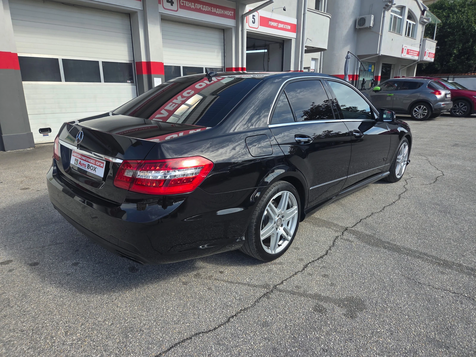 Mercedes-Benz E 350 CDI///AMG Line/Distronic/HARMAN-KARDON/NAVI | Mobile.bg � ����������� 5