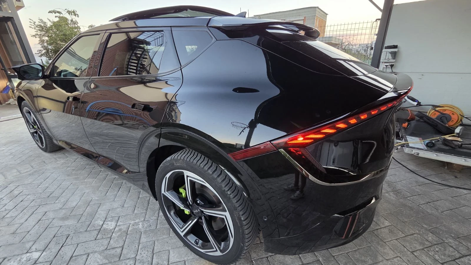 Kia EV6 GT, 4x4, 585 hp., снимка 9 - Автомобили и джипове - 56686486