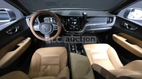 Volvo XC60 T5 MOMENTUM/HEAD UP/360CAM/PANORAMA/FULL, снимка 4