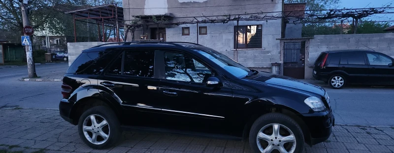 Mercedes-Benz ML 320, снимка 1 - Автомобили и джипове - 47668723