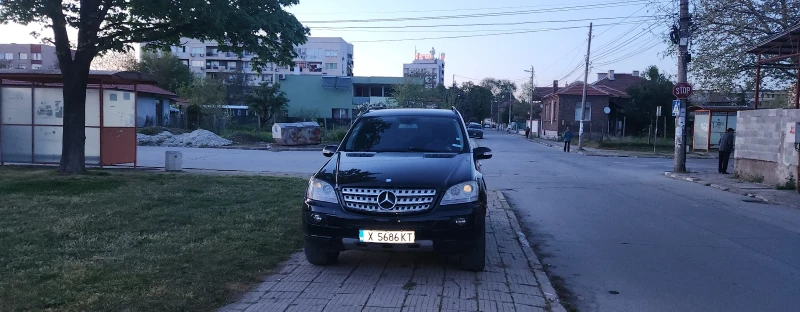 Mercedes-Benz ML 320, снимка 4 - Автомобили и джипове - 47668723