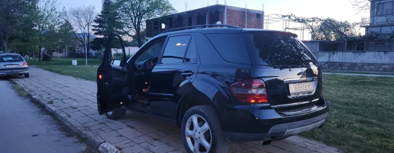 Mercedes-Benz ML 320, снимка 7 - Автомобили и джипове - 47668723