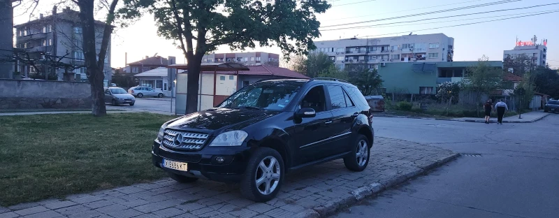 Mercedes-Benz ML 320, снимка 5 - Автомобили и джипове - 47668723