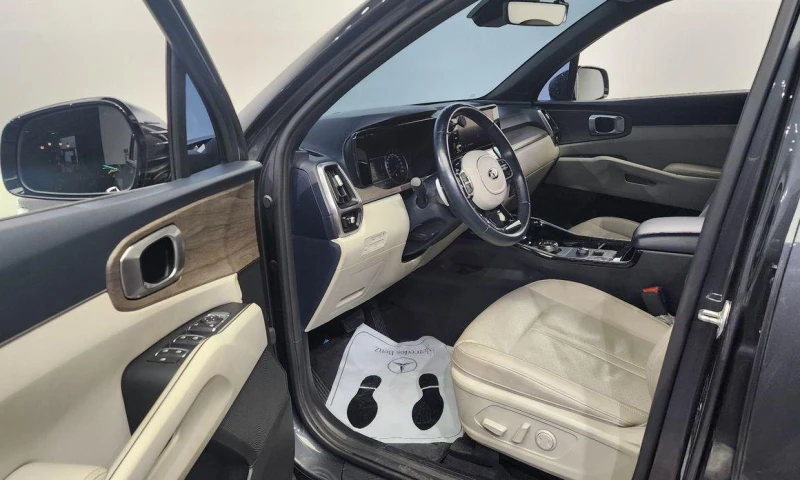 Kia Sorento HEV 1.6 4WD Prestige * НАЙ-ДОБРА ЦЕНА В БЪЛГАРИЯ* , снимка 10 - Автомобили и джипове - 52108209