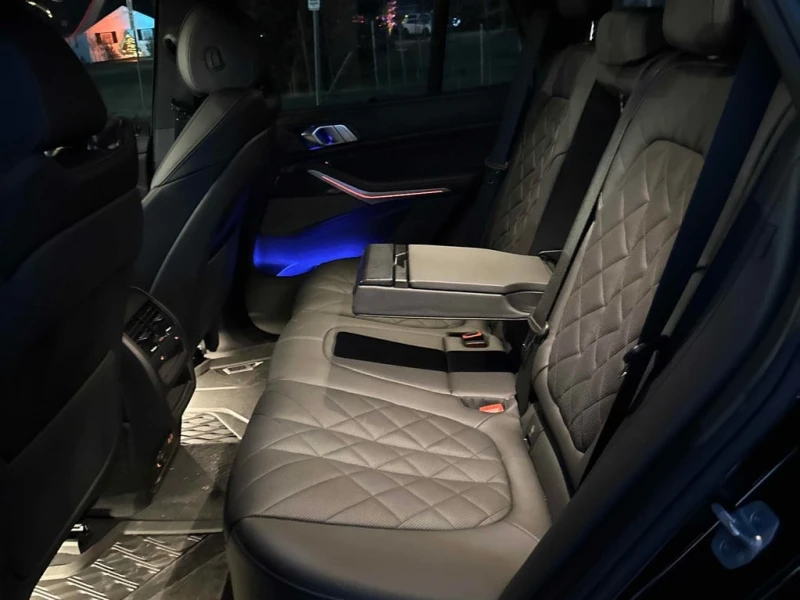 BMW X5 2025 xDrive40i * CARFAX * БЕЗ ПЪРВОНАЧАЛНА ВНОСКА, снимка 11 - Автомобили и джипове - 53059306