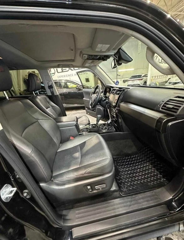 Toyota 4runner TRD off road premium V * CARFAX * БЕЗ ПЪРВОНАЧАЛНА, снимка 10 - Автомобили и джипове - 52770853