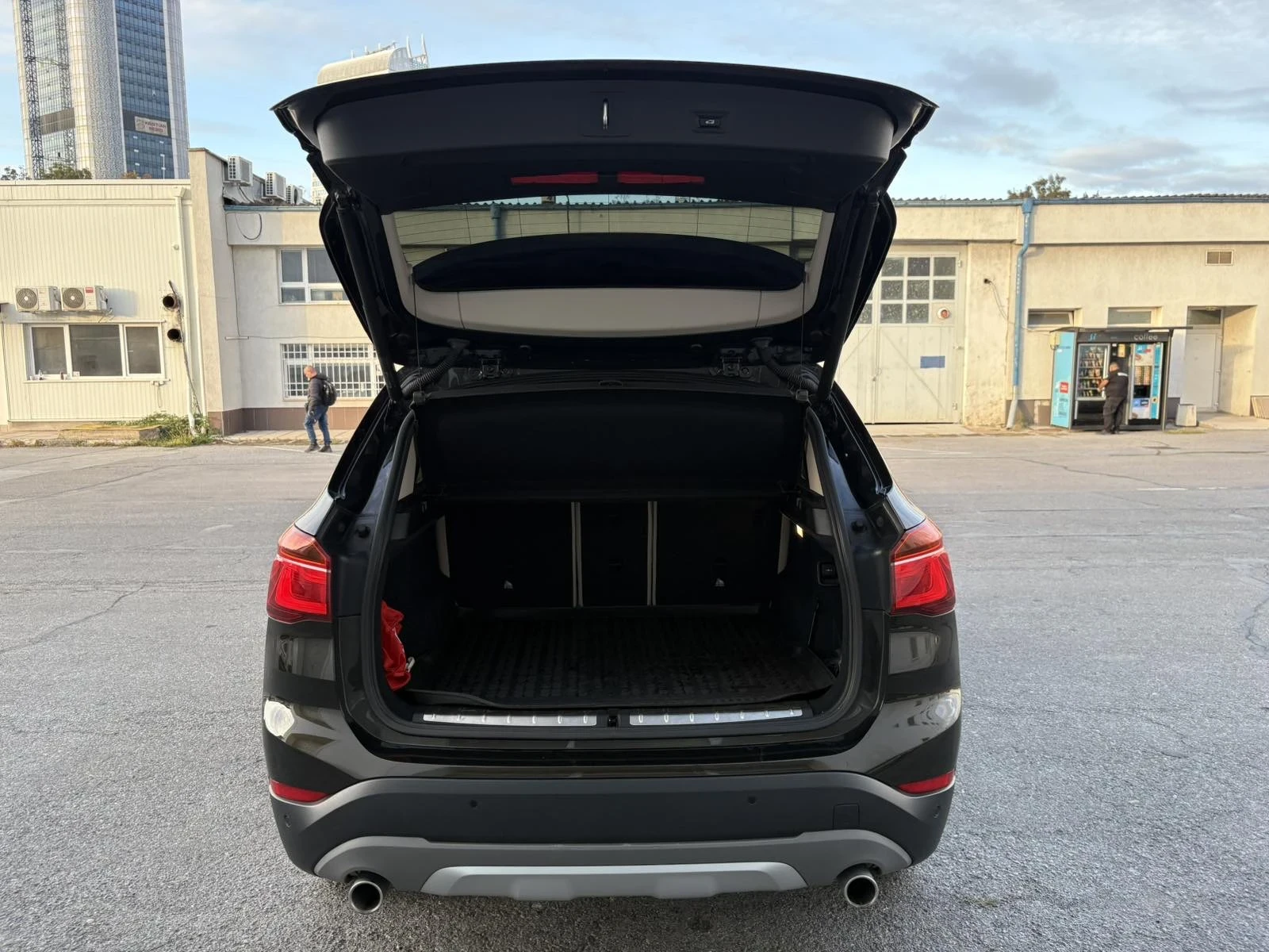 BMW X1 2.0 xDrive - изображение 6