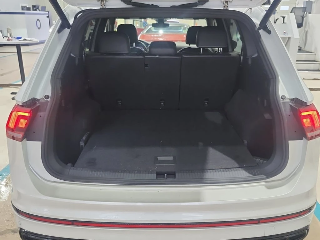 VW Tiguan * COMFORTLINE R LINE BLACK EDITION * CARFAX *   | Mobile.bg   13