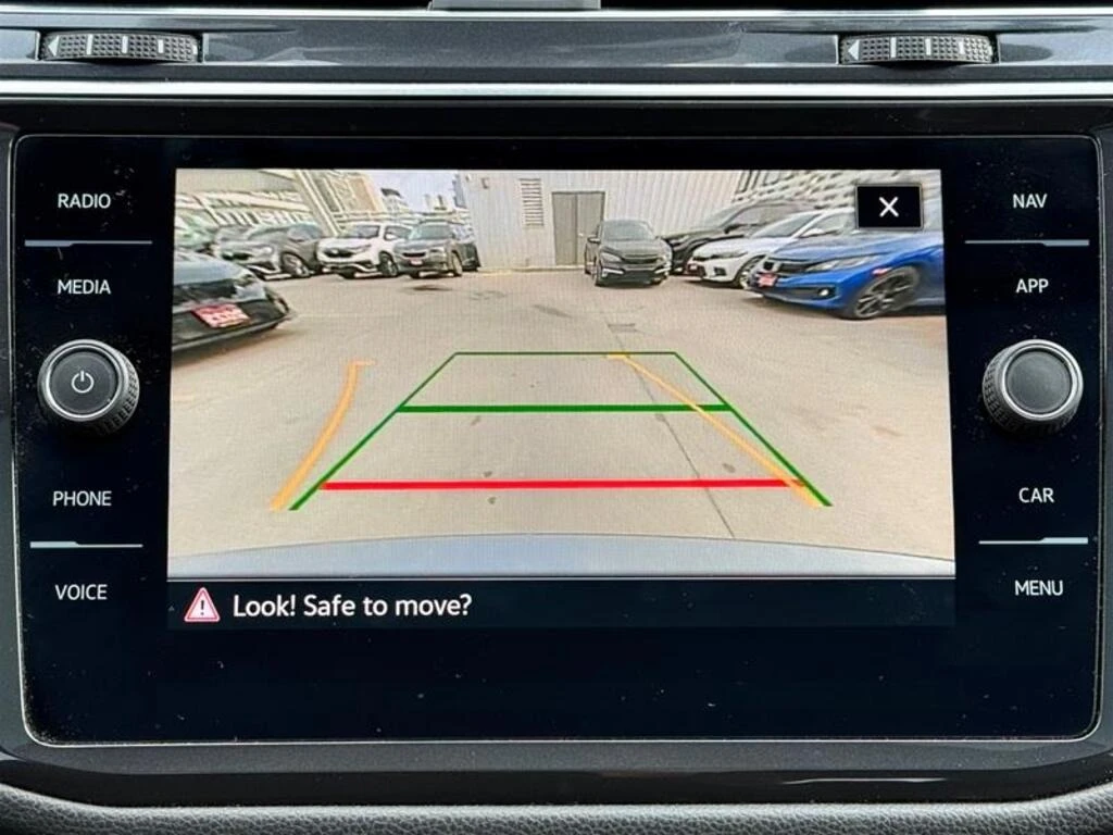 VW Tiguan HIGHLINE R-LINE * * CARFAX * *   * *  | Mobile.bg   12