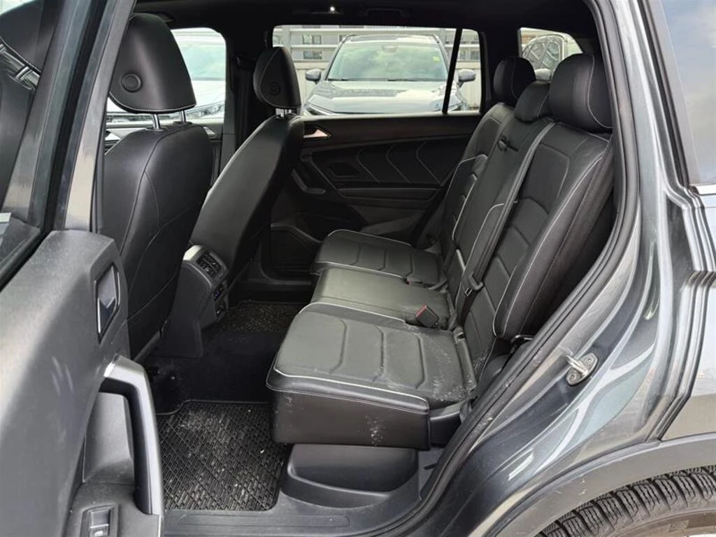 VW Tiguan HIGHLINE R-LINE * * CARFAX * *   * *  | Mobile.bg   15