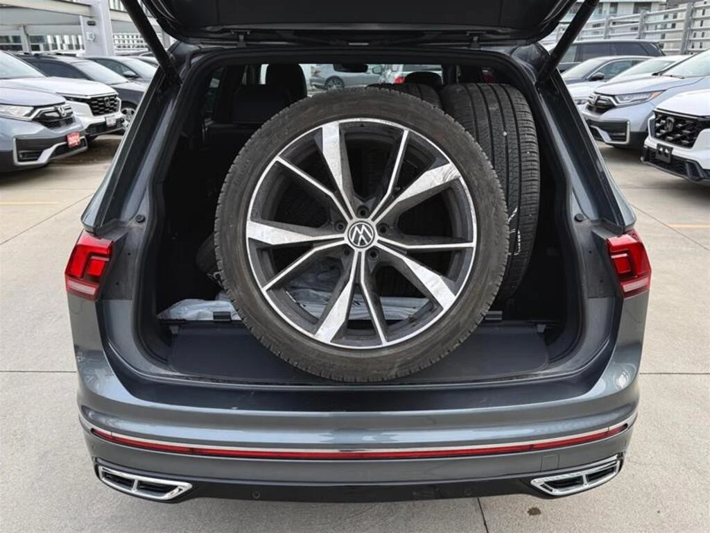 VW Tiguan HIGHLINE R-LINE * * CARFAX * *   * *  | Mobile.bg   16
