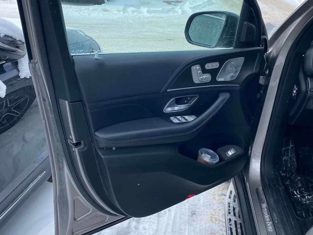 Mercedes-Benz GLS580 * 4MATIC AWD * CARFAX * Full-size luxury SUV *  | Mobile.bg � ����������� 11