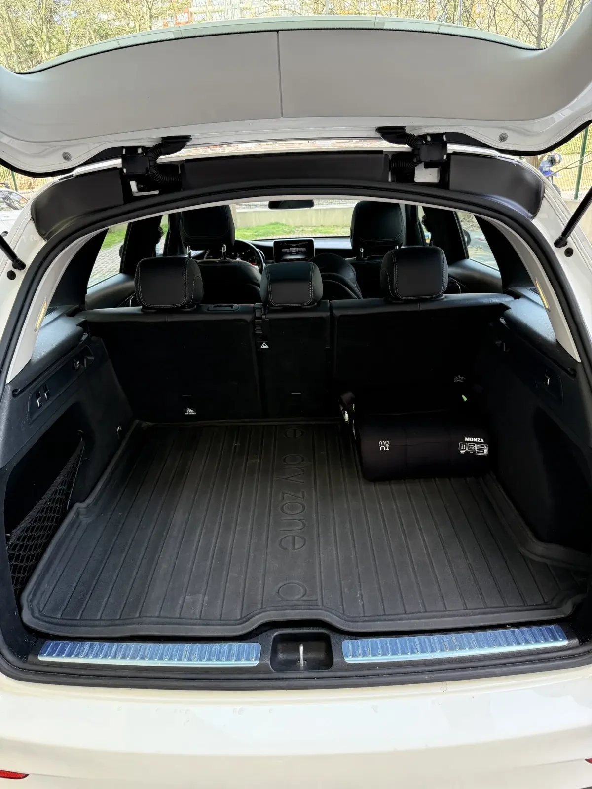 Mercedes-Benz GLC 250 Exclusive 4MATIC 9G, снимка 16 - Автомобили и джипове - 53984347