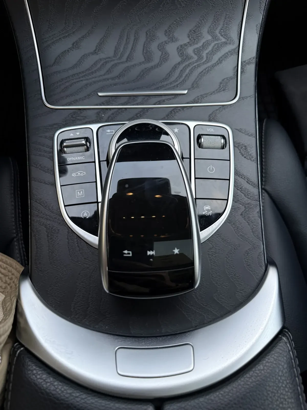 Mercedes-Benz GLC 250 Exclusive 4MATIC 9G, снимка 11 - Автомобили и джипове - 53984347