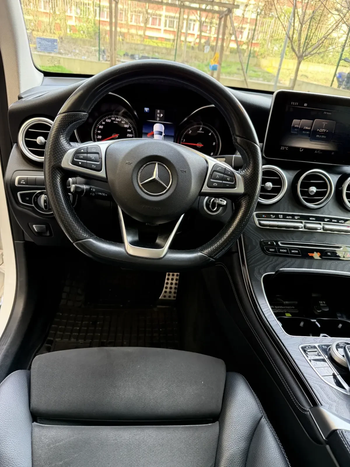 Mercedes-Benz GLC 250 Exclusive 4MATIC 9G, снимка 7 - Автомобили и джипове - 53984347