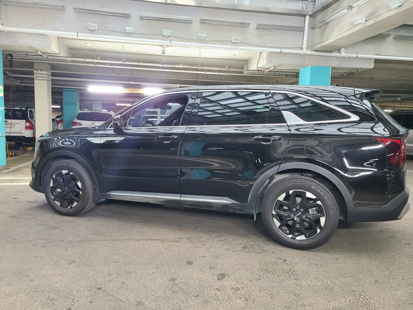 Kia Sorento ОЧАКВАН ВНОС 15.04, 2.2 ДИЗЕЛ, FWD, DISTRONIC + , снимка 6 - Автомобили и джипове - 54007881