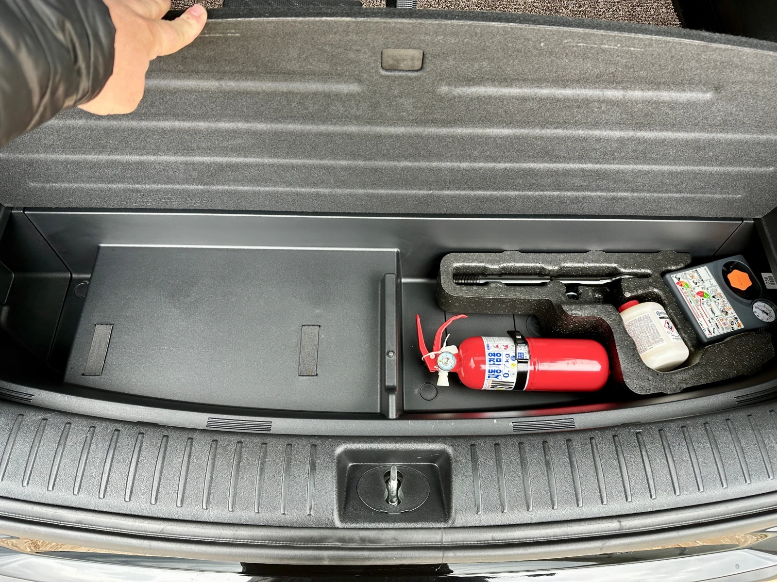 Kia Sorento �������, 2.2 �����, FWD, DISTRONIC +  | Mobile.bg � ����������� 17