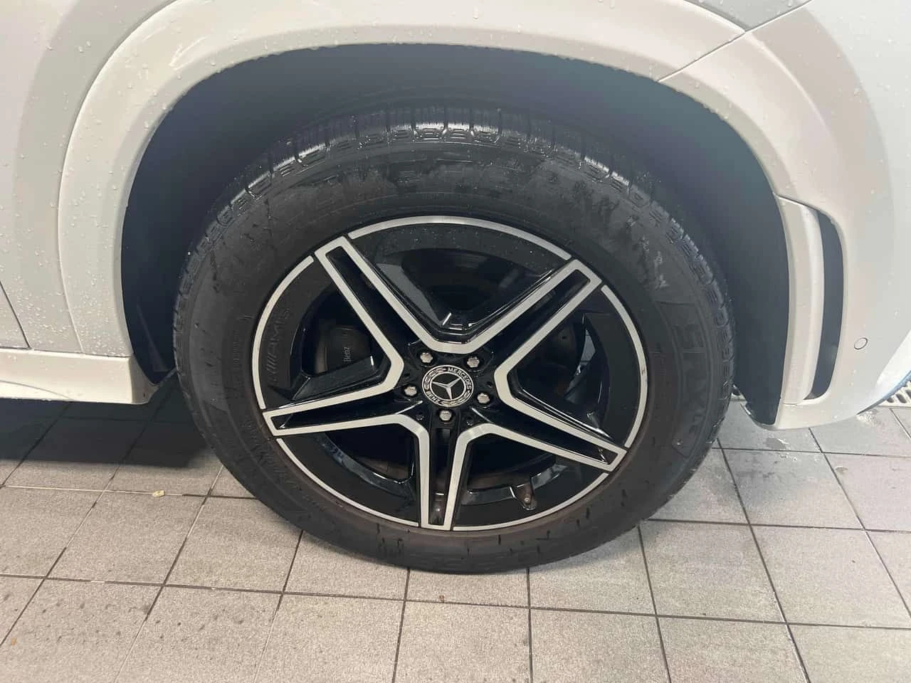 Mercedes-Benz GLE * 450 * CARFAX * ЦЕНА ДО БГ, снимка 6 - Автомобили и джипове - 54009384