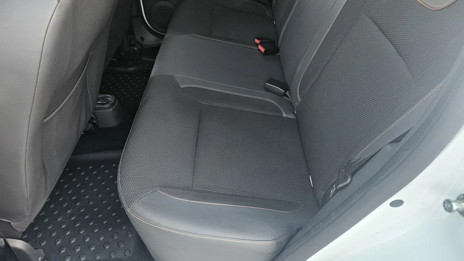 Dacia Duster 1.6 SCe, EURO6 Outdoor  | Mobile.bg � ����������� 10