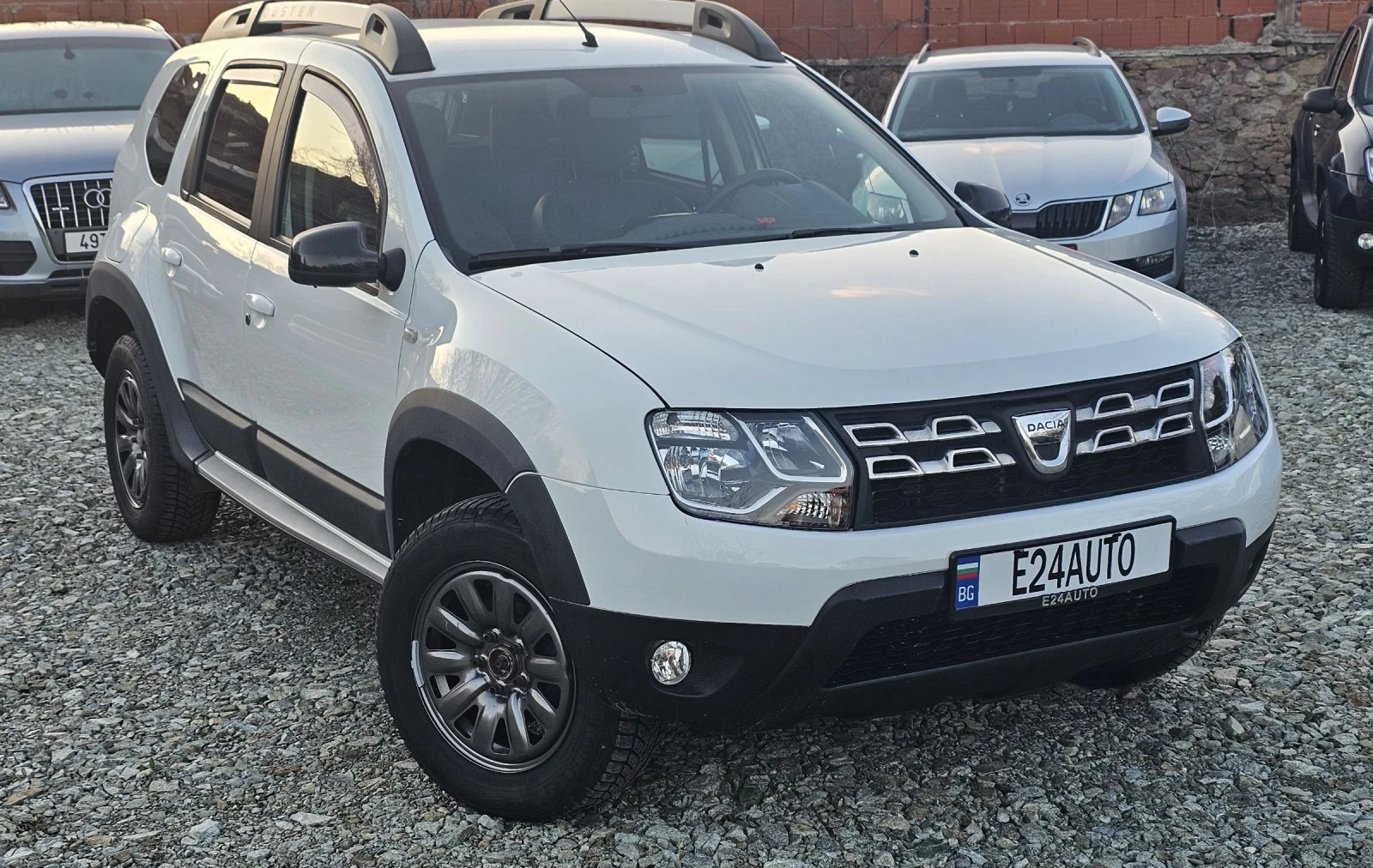 Dacia Duster 1.6 SCe, EURO6 Outdoor  | Mobile.bg � ����������� 2