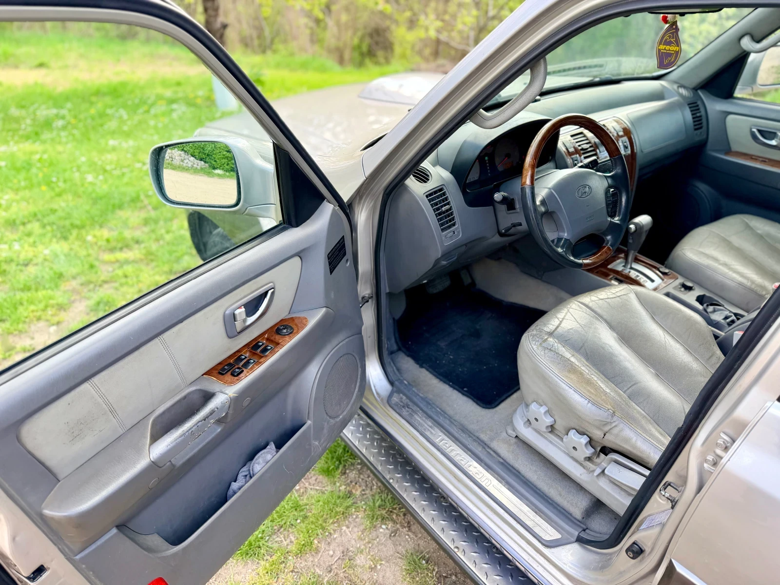 Hyundai Terracan 2.9 Автоматик, снимка 8 - Автомобили и джипове - 54344834