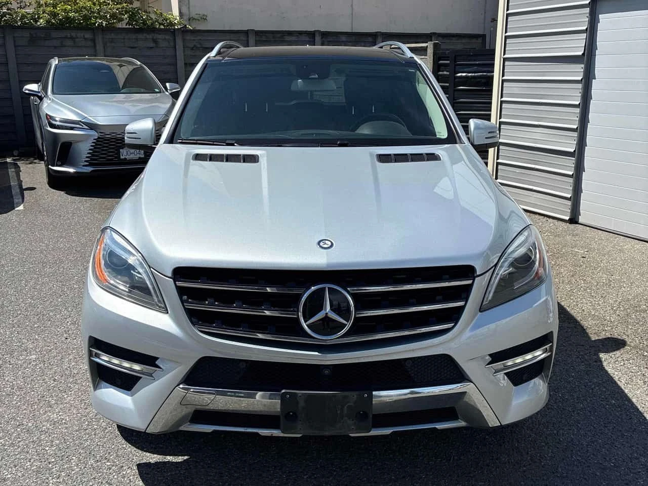 Mercedes-Benz ML 350 4MATIC * ДИСТРОНИК* 360 КАМЕРА* ПАНОРАМА* , снимка 2 - Автомобили и джипове - 54875768